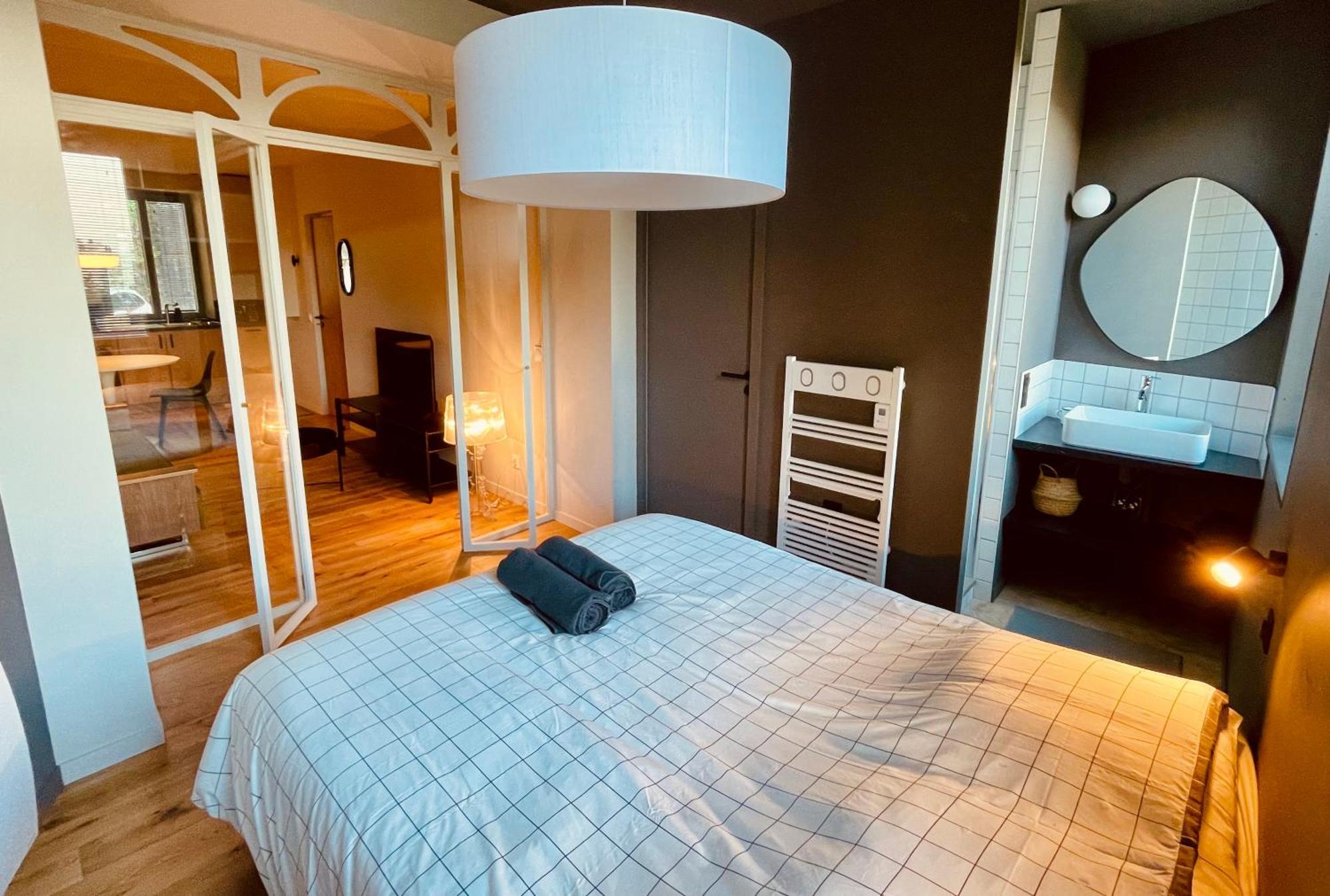 Les Suites D'Angouleme - Proche Gare Et Centre Ville - Haut De Gamme Exteriör bild